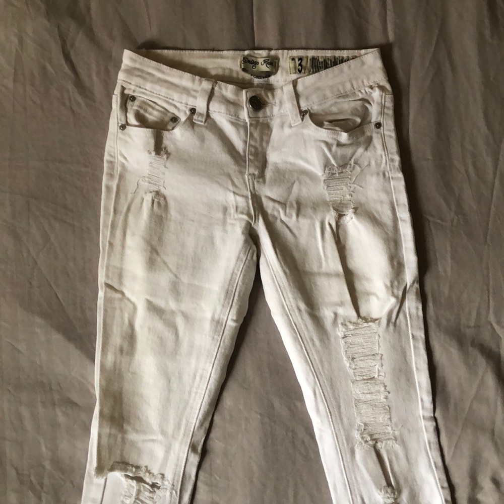 White ripped skinny jeans